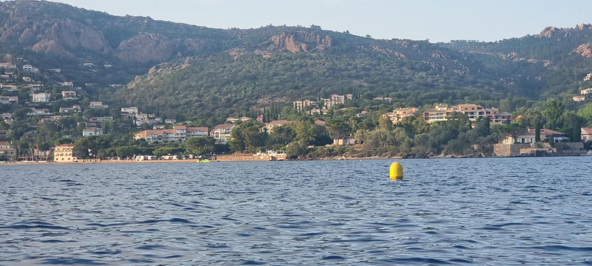 Agay Cap Esterel Village Allee Fleurs - F2 Clim Vue Golf Et Mer - Grande Terrasse Plein Sud Saint-Raphael  Luaran gambar
