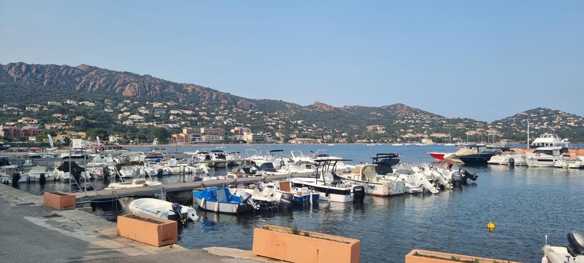 Agay Cap Esterel Village Allee Fleurs - F2 Clim Vue Golf Et Mer - Grande Terrasse Plein Sud Saint-Raphael  Luaran gambar
