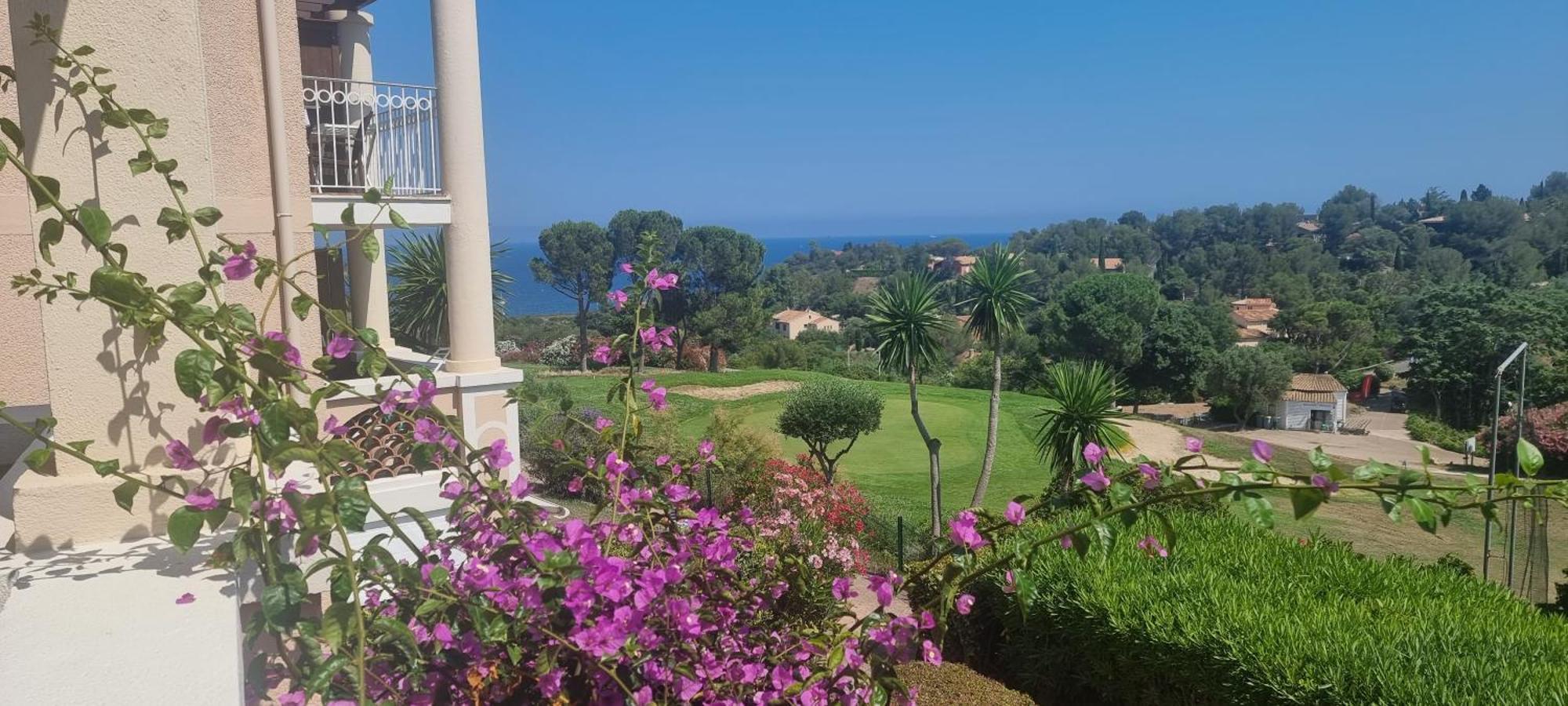 Agay Cap Esterel Village Allee Fleurs - F2 Clim Vue Golf Et Mer - Grande Terrasse Plein Sud Saint-Raphael  Luaran gambar