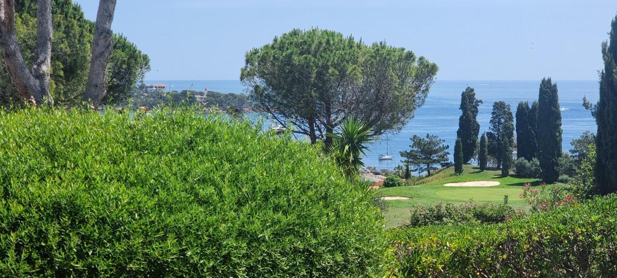 Agay Cap Esterel Village Allee Fleurs - F2 Clim Vue Golf Et Mer - Grande Terrasse Plein Sud Saint-Raphael  Luaran gambar