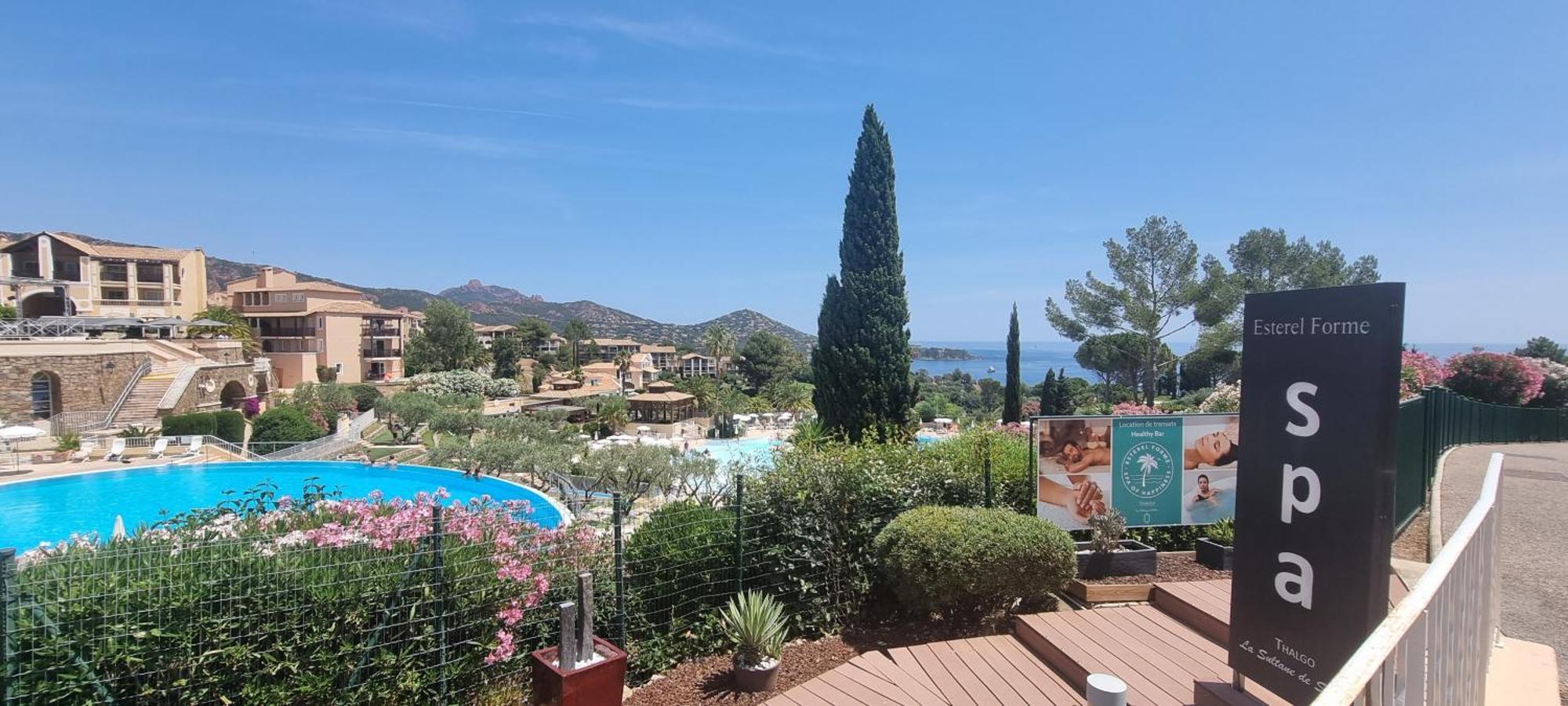 Agay Cap Esterel Village Allee Fleurs - F2 Clim Vue Golf Et Mer - Grande Terrasse Plein Sud Saint-Raphael  Luaran gambar