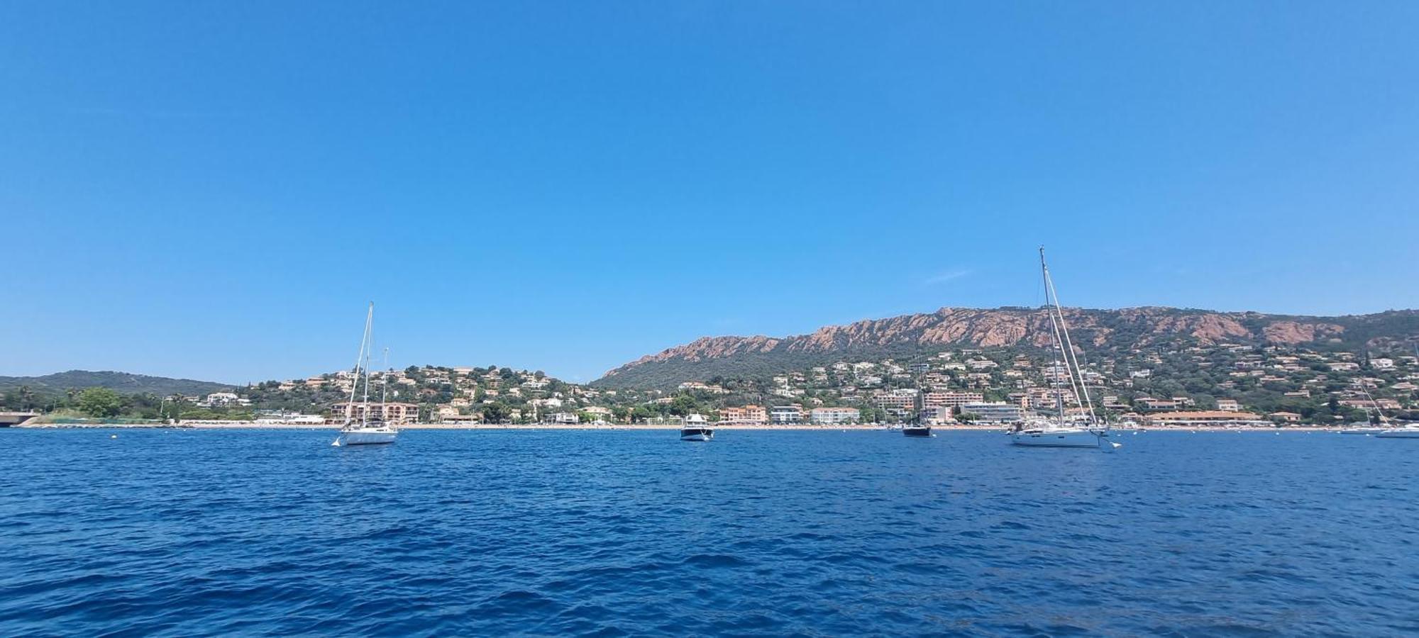 Agay Cap Esterel Village Allee Fleurs - F2 Clim Vue Golf Et Mer - Grande Terrasse Plein Sud Saint-Raphael  Luaran gambar