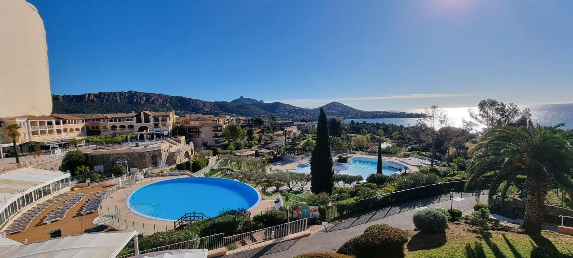 Agay Cap Esterel Village Allee Fleurs - F2 Clim Vue Golf Et Mer - Grande Terrasse Plein Sud Saint-Raphael  Luaran gambar