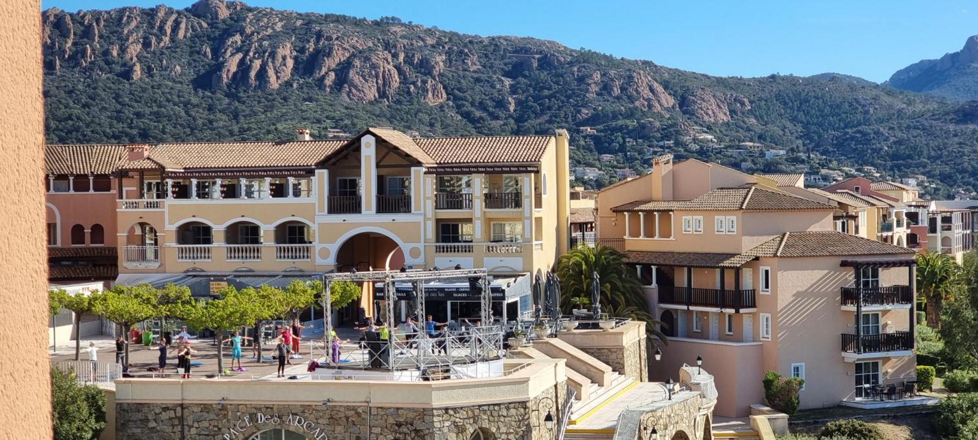 Agay Cap Esterel Village Allee Fleurs - F2 Clim Vue Golf Et Mer - Grande Terrasse Plein Sud Saint-Raphael  Luaran gambar